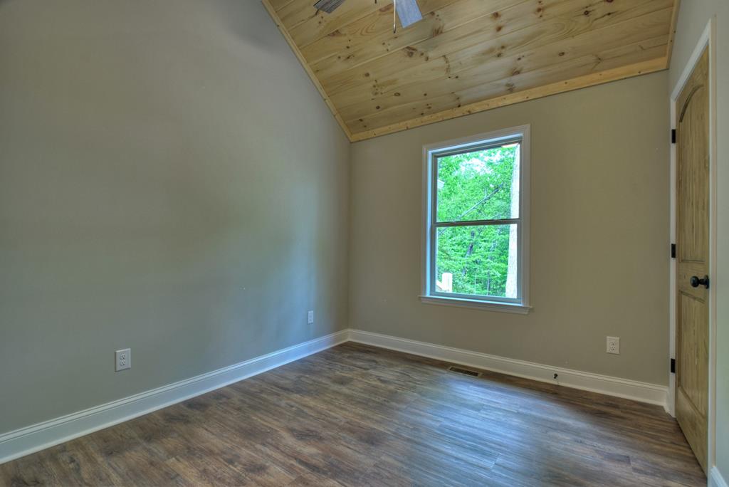 297 Oneida Circle Property Photo 22