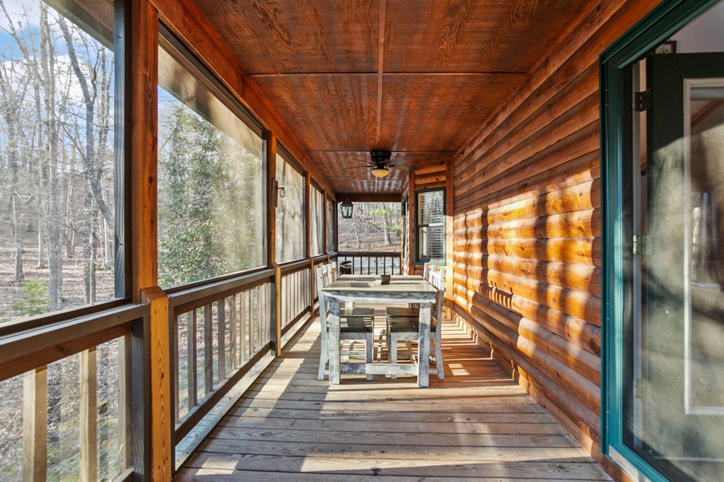708 Thomas Mountain Road Property Photo 14