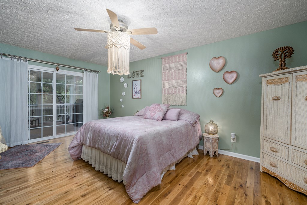 95 Morgan Way Property Photo 34