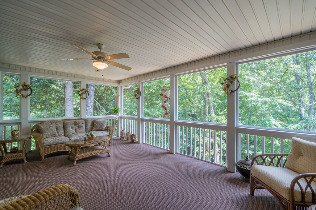 95 Morgan Way Property Photo 54