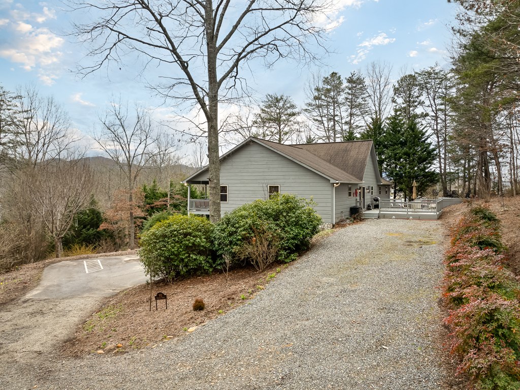 102 Hickory Ridge Property Photo 4