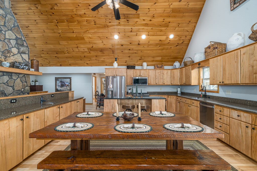 102 Hickory Ridge Property Photo 15