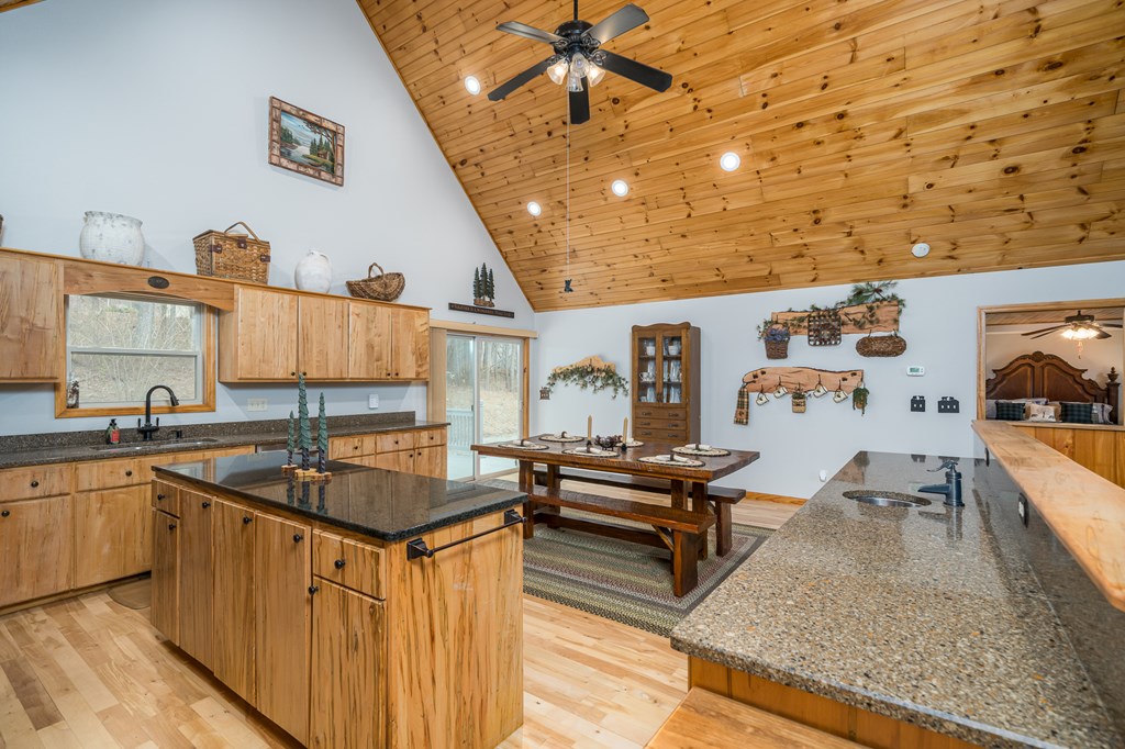 102 Hickory Ridge Property Photo 17