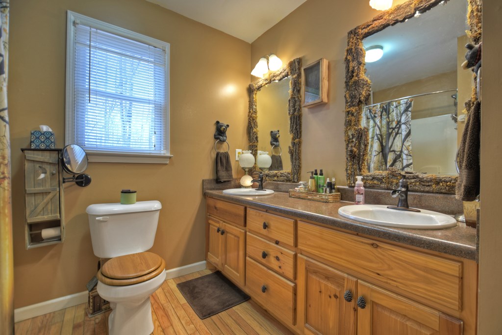 77 Gunite Circle Property Photo 10
