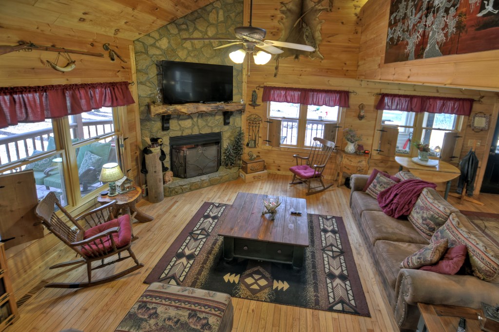 77 Gunite Circle Property Photo 12