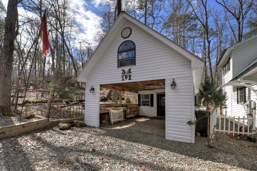 77 Gunite Circle Property Photo 16