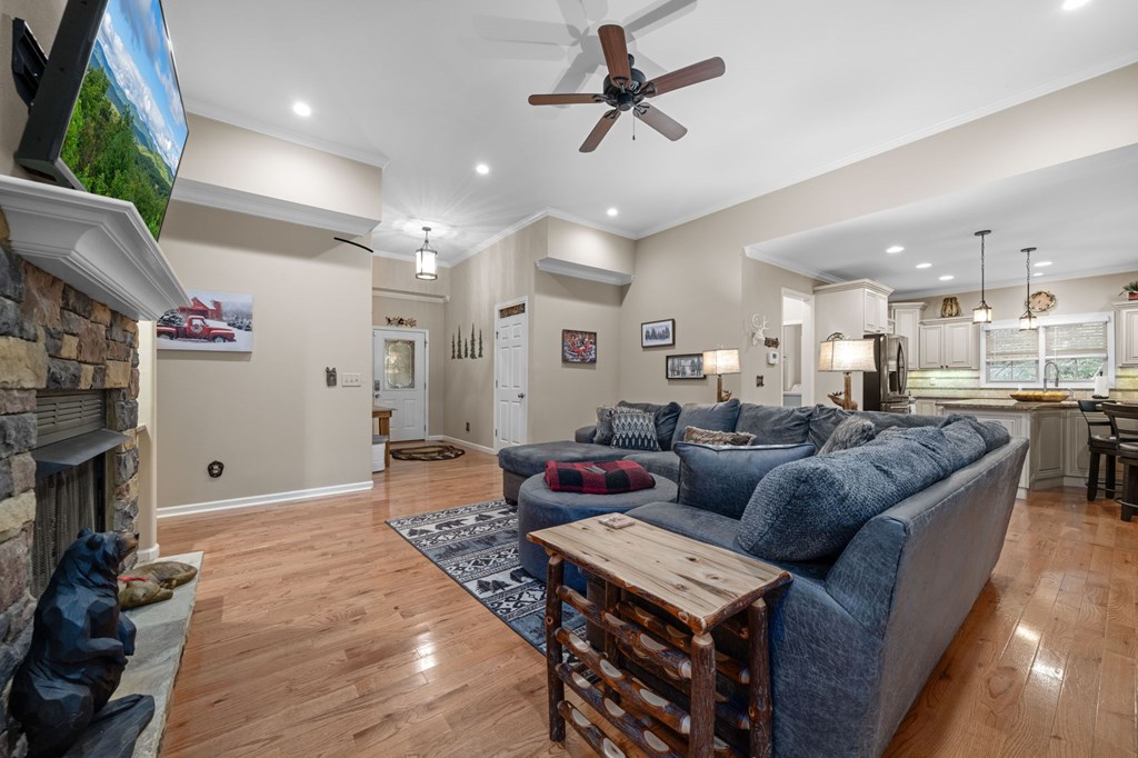 788 Newport Drive Property Photo 14