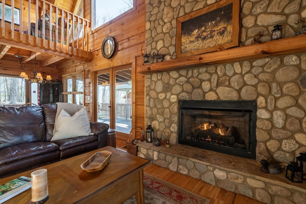 5 Moccasin Trail Property Photo 6