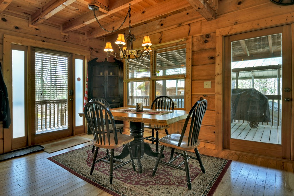 5 Moccasin Trail Property Photo 13