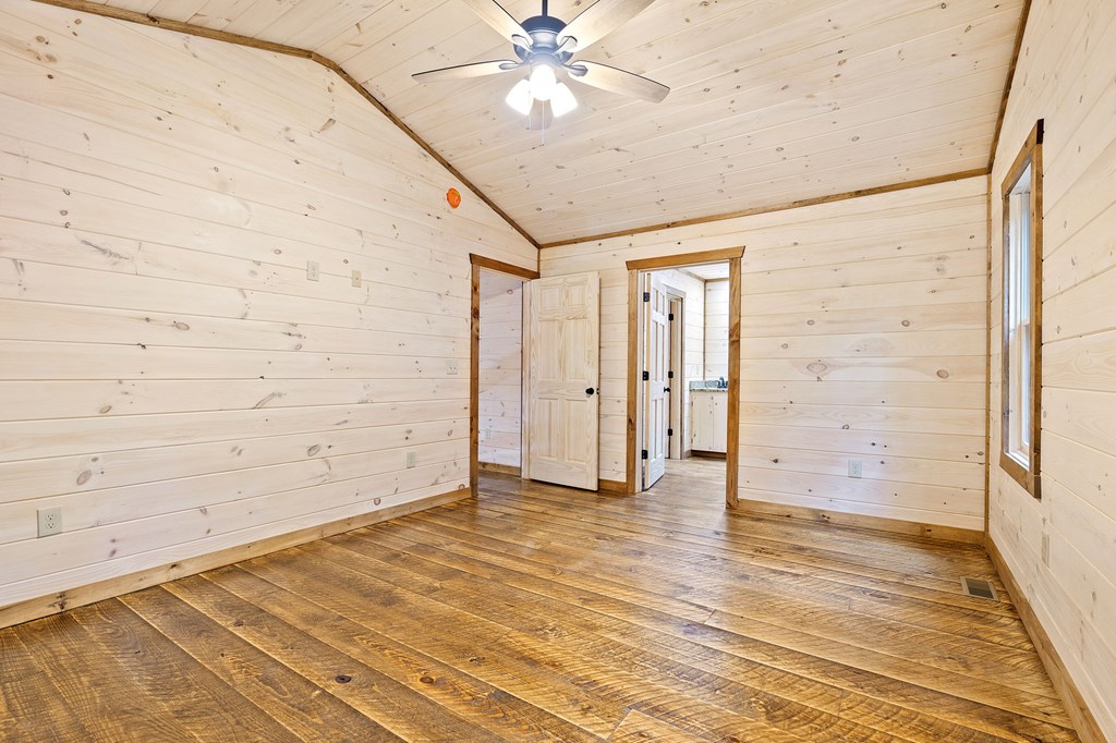 64 Windy Valley Lane Property Photo 29