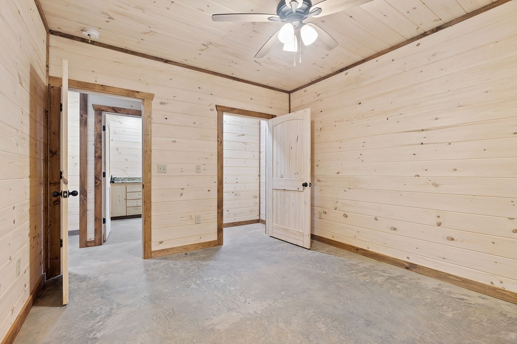 64 Windy Valley Lane Property Photo 40