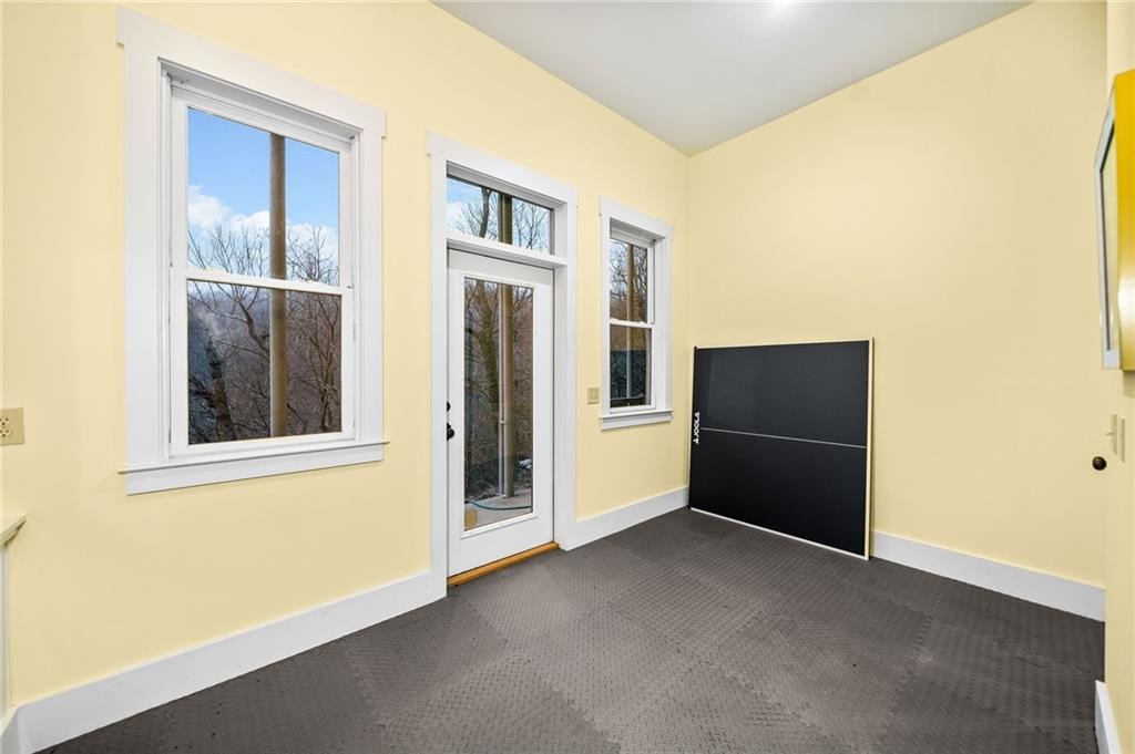 1043 Deer Run Ridge Property Photo 36