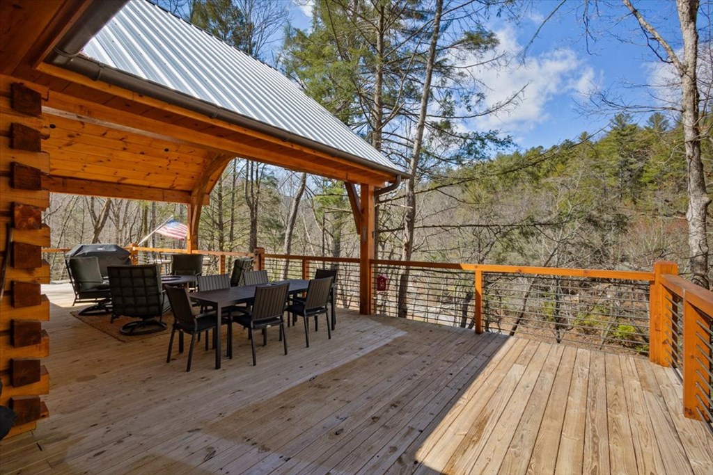 1819 Stanley Creek Road Property Photo 4
