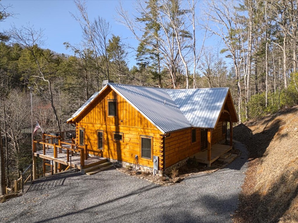 1819 Stanley Creek Road Property Photo 17