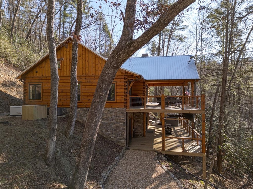 1819 Stanley Creek Road Property Photo 20