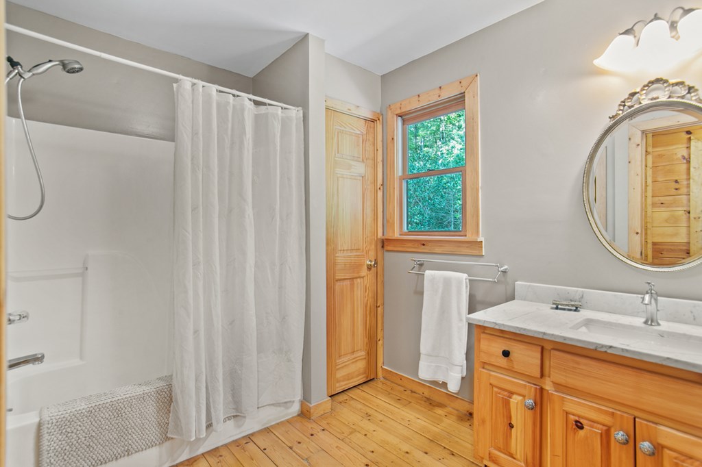 135 Hale Court Property Photo 24