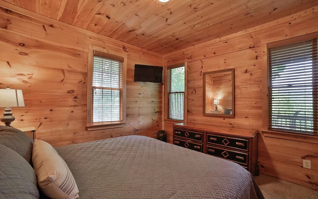 515 Amy Creek Circle Property Photo 29
