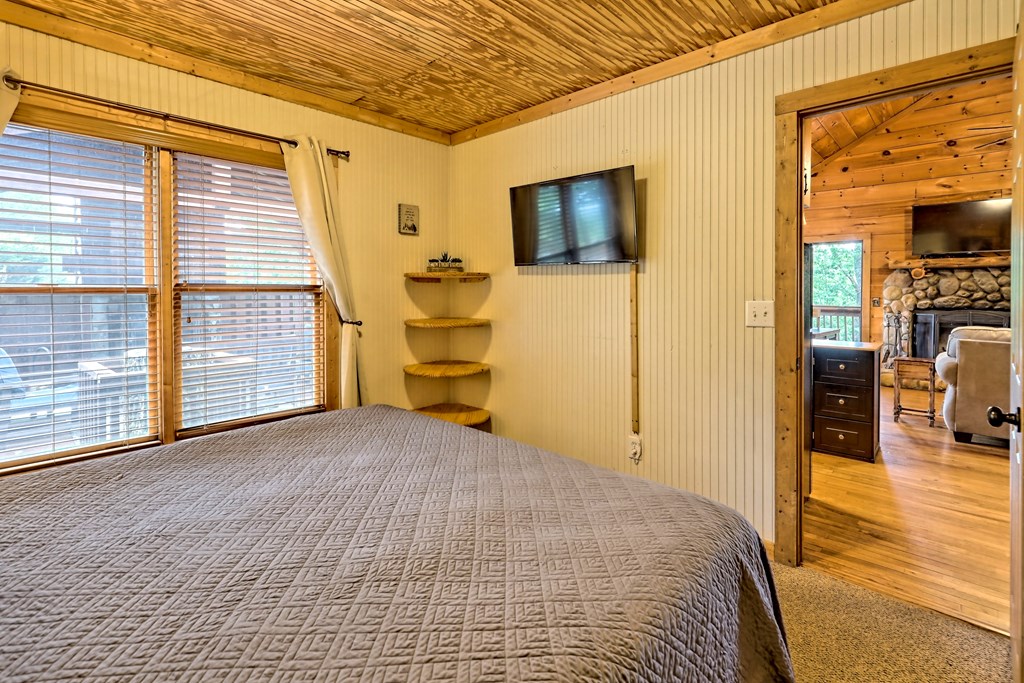 515 Amy Creek Circle Property Photo 52
