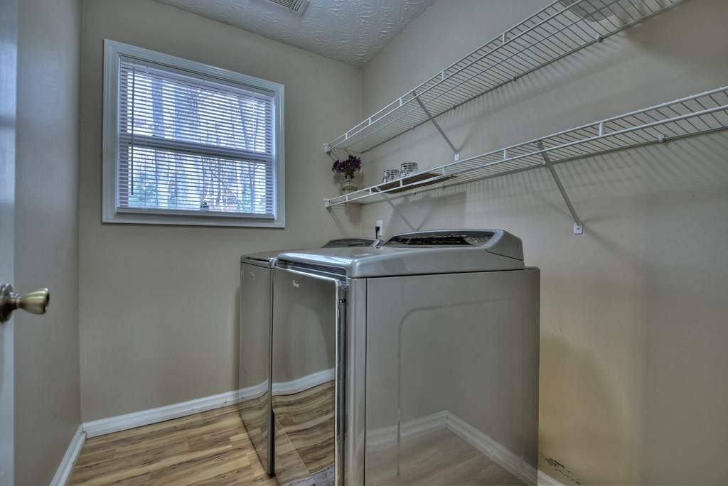 729 Matrix Lane Property Photo 15