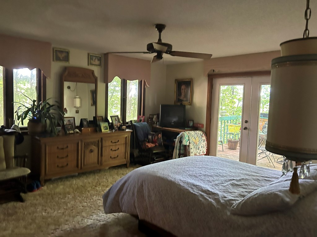7677 Albury Road Property Photo 8