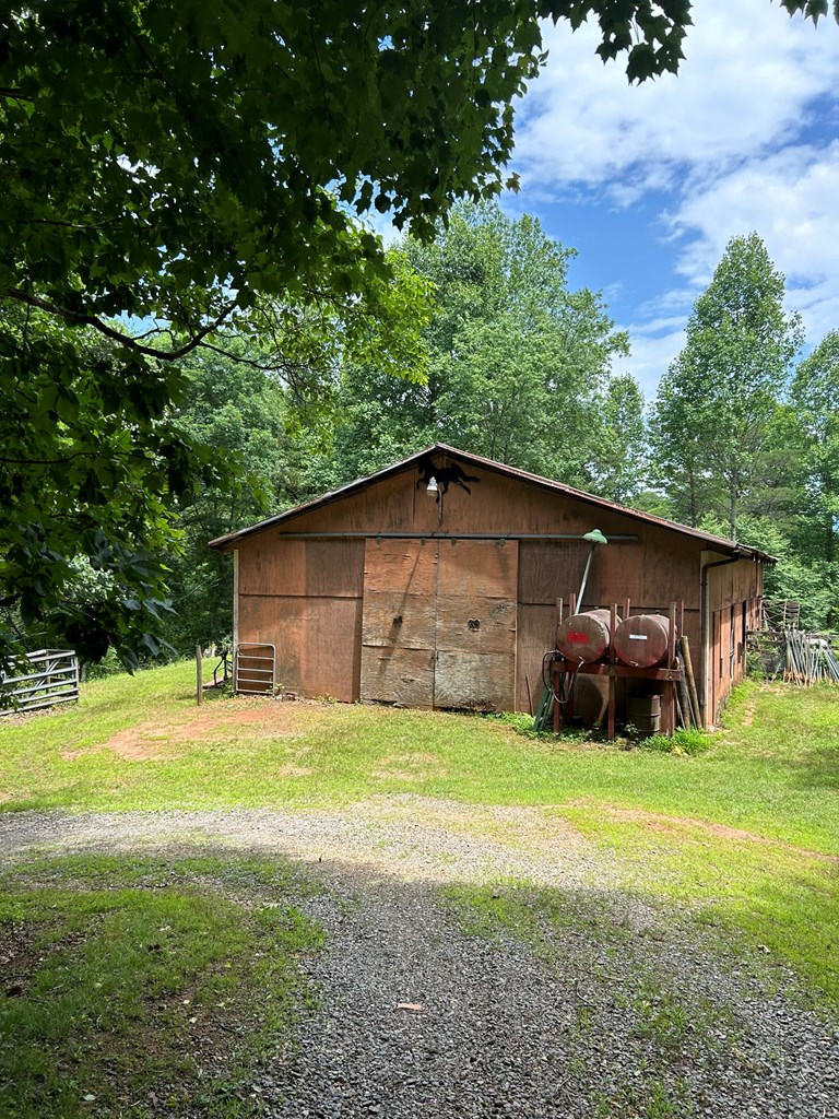 7677 Albury Road Property Photo 13