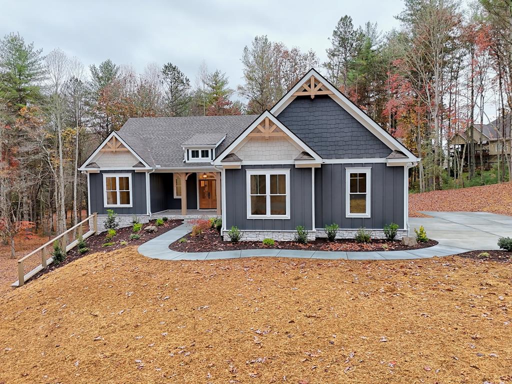 108 Fox Fields Property Photo 1