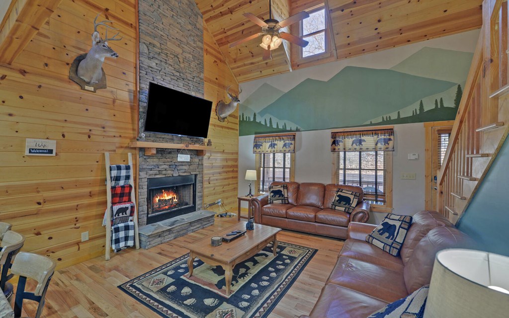221 Acacia Court Property Photo 13