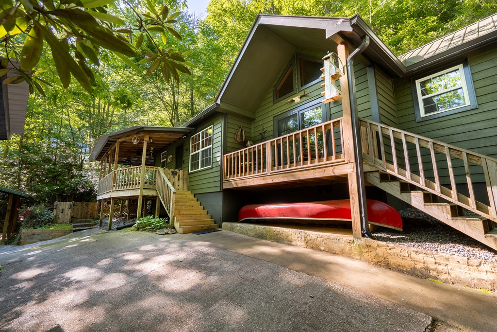 1180 Ruby Lake Drive Property Photo 3