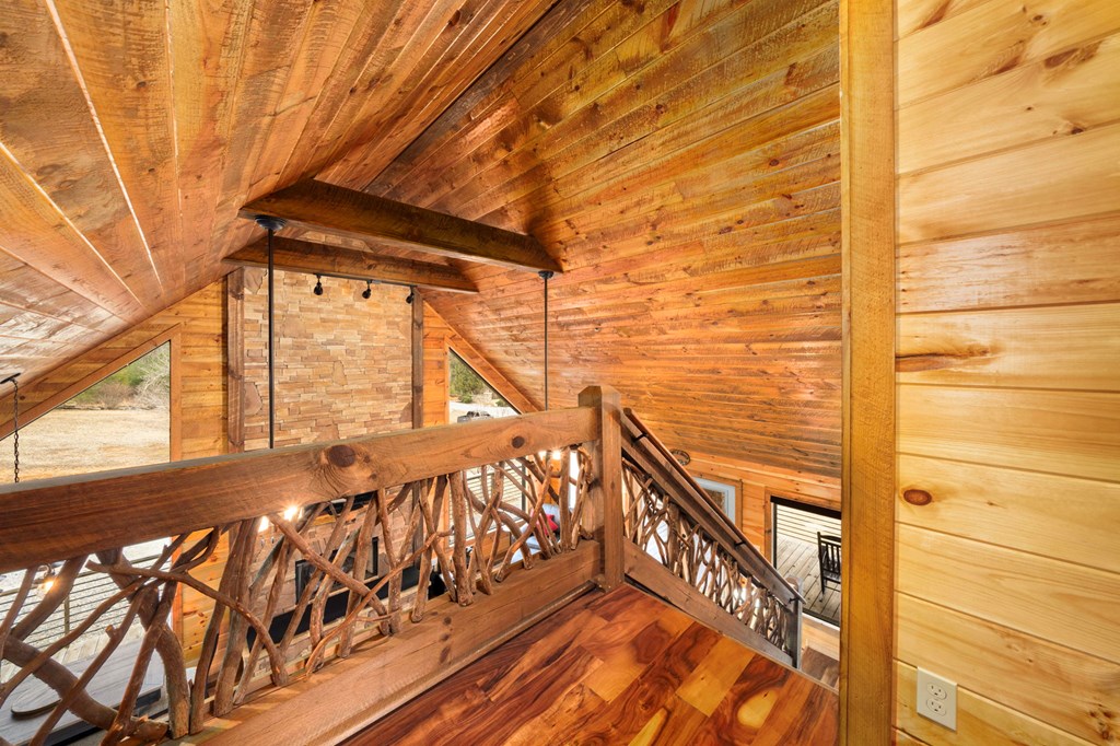 10 Emelia Road Property Photo 19