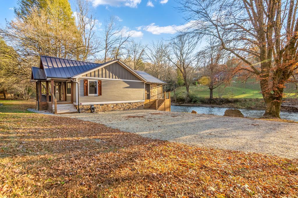 2263 Dial Road Property Photo 3