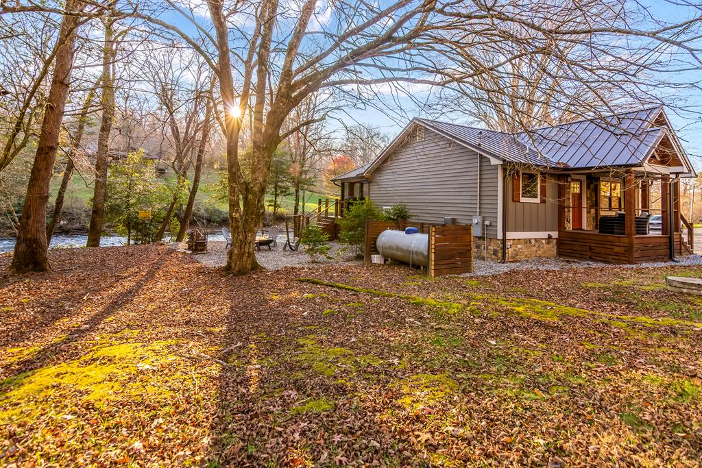 2263 Dial Road Property Photo 9