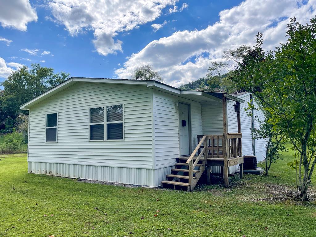 1716 Airport Road Property Photo 1