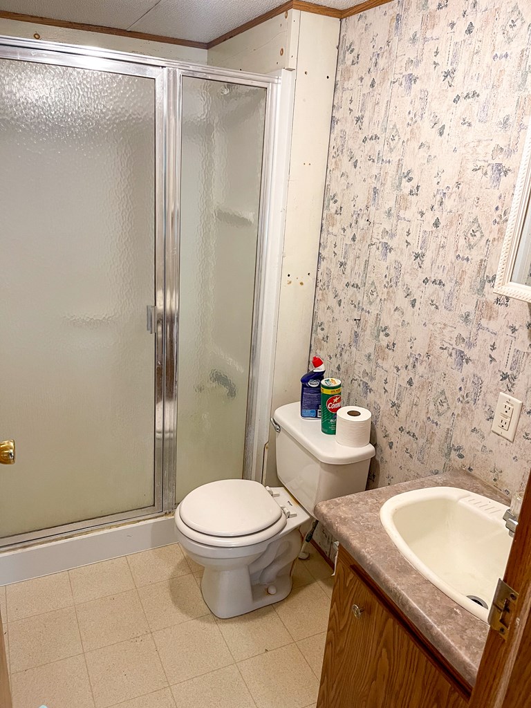 1716 Airport Road Property Photo 15