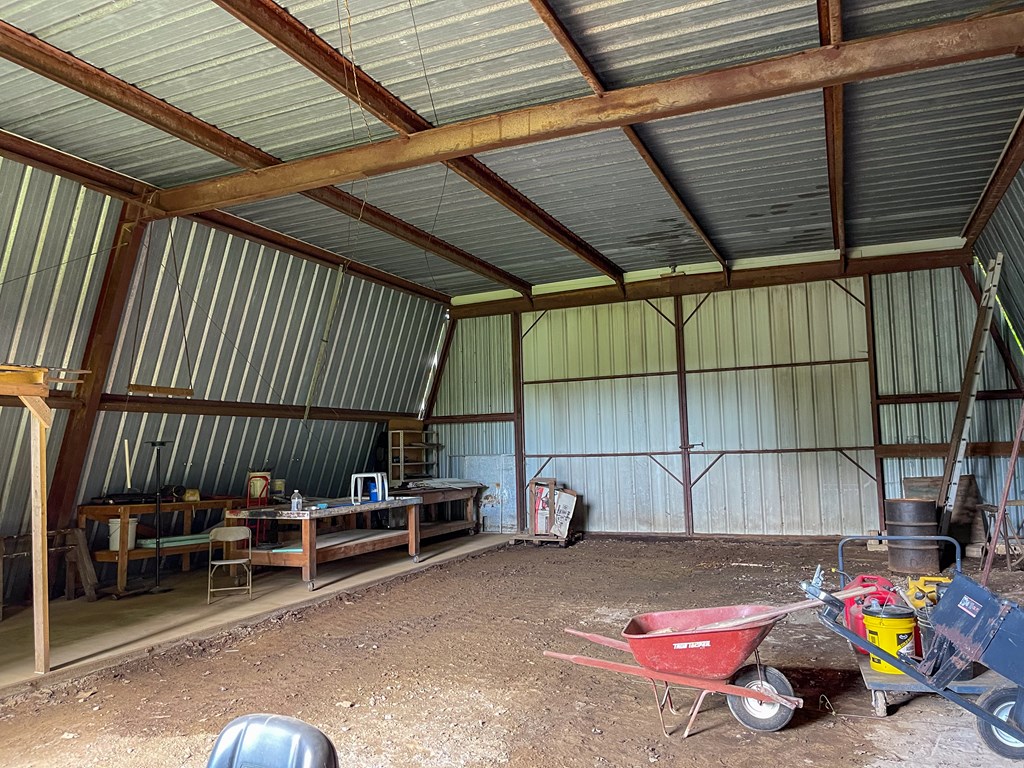 1716 Airport Road Property Photo 27