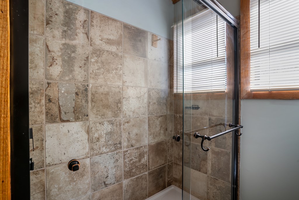 311 Ruby Lane Property Photo 49