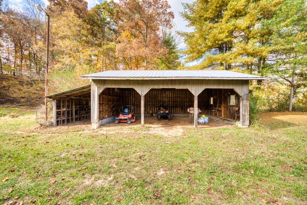16810 Morganton Hwy Property Photo 53