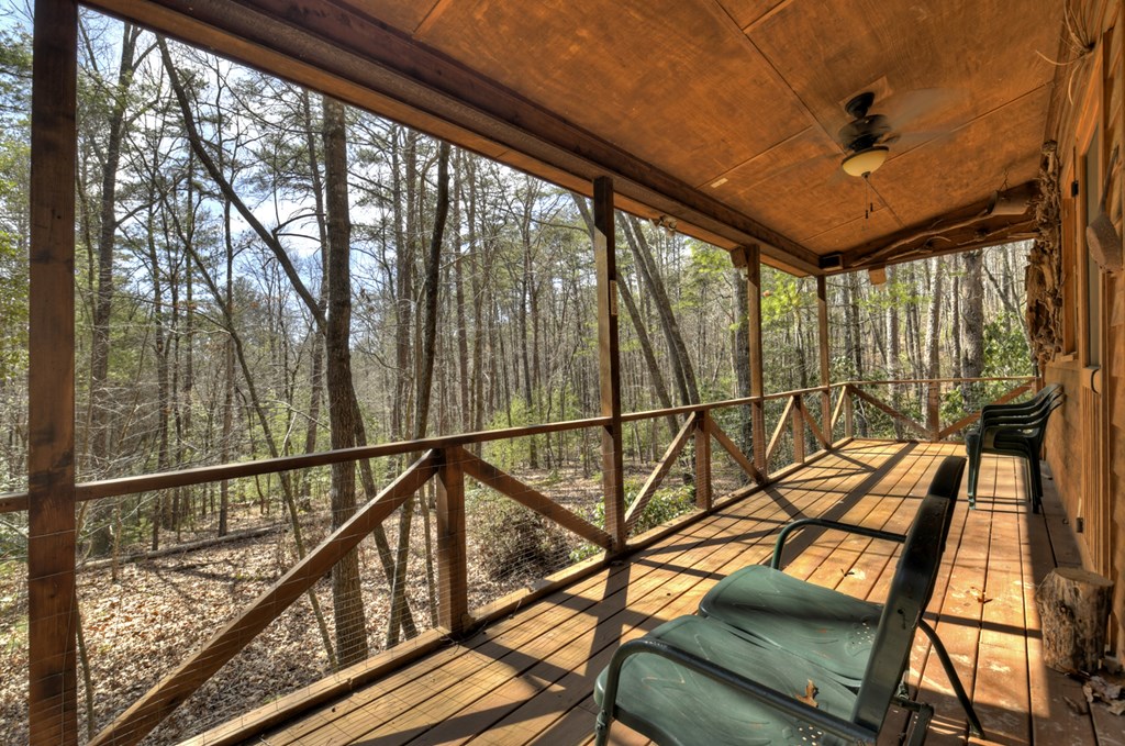 331 Chestnut Gap Road Property Photo 11