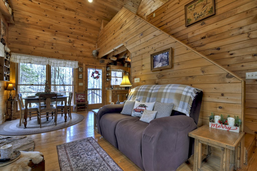 331 Chestnut Gap Road Property Photo 18