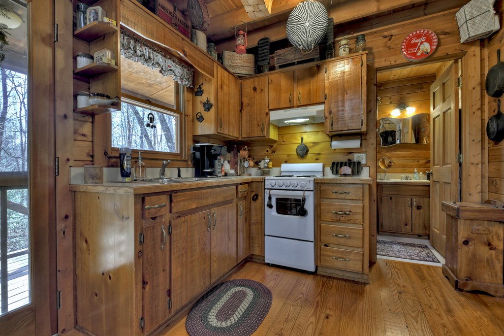 331 Chestnut Gap Road Property Photo 21