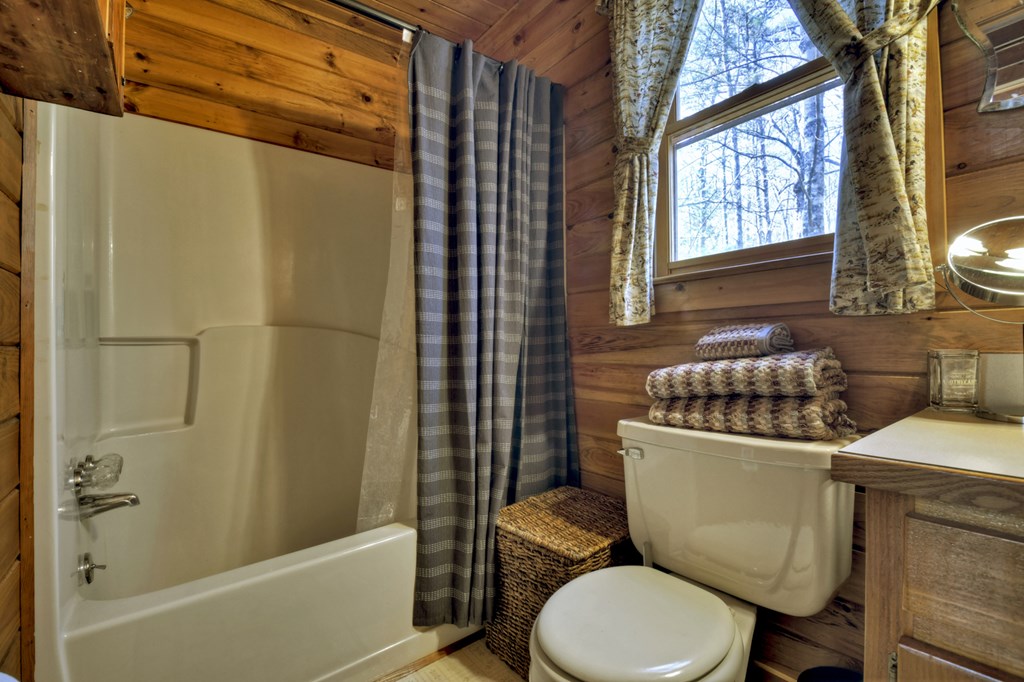 331 Chestnut Gap Road Property Photo 27