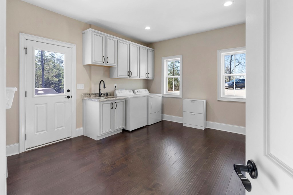 1204 Springdale Road Property Photo 20
