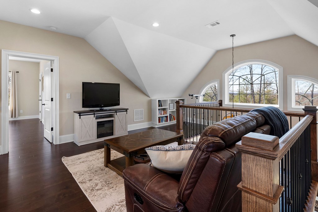 1204 Springdale Road Property Photo 29