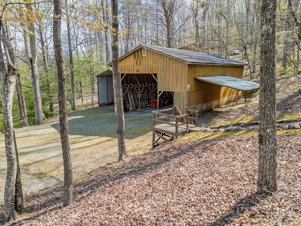 197 Meadowoods Lane Property Photo 23