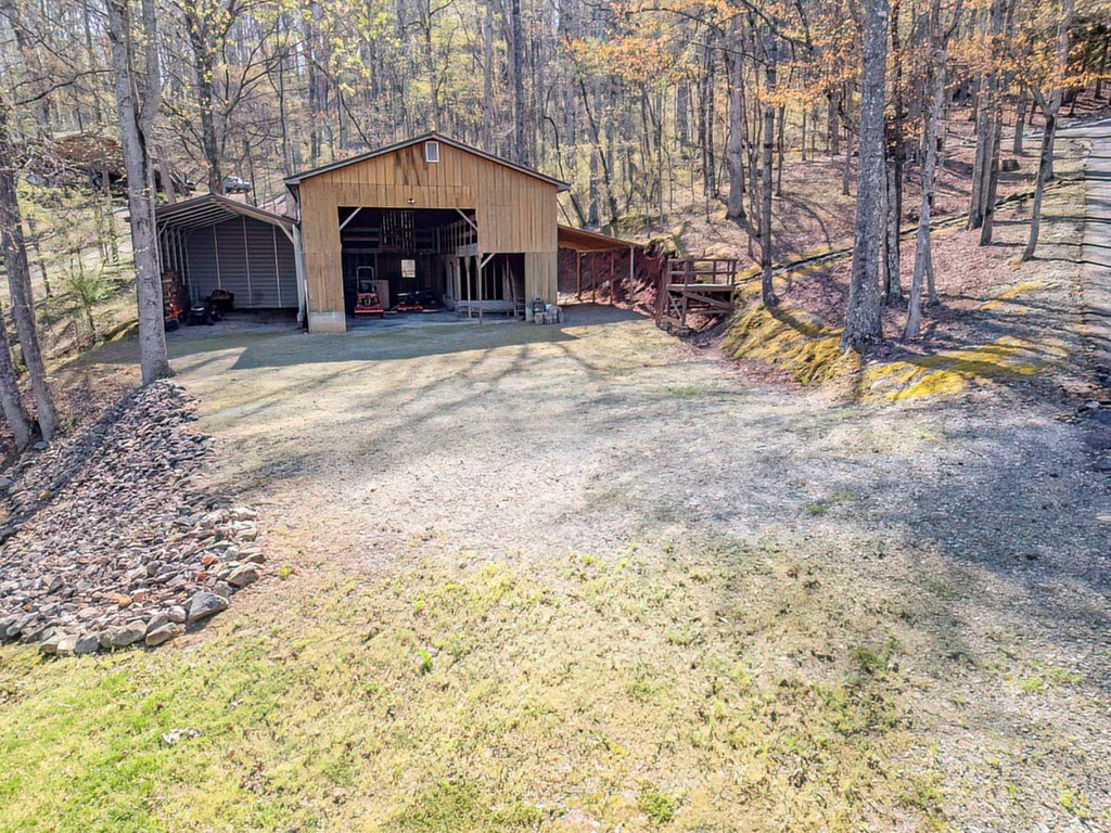 197 Meadowoods Lane Property Photo 24