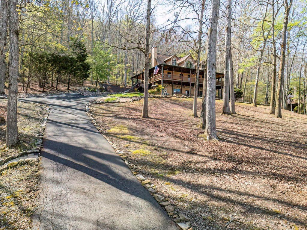 197 Meadowoods Lane Property Photo 25