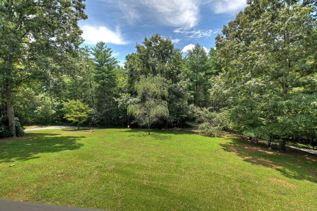 201 Parker Ridge Property Photo 4