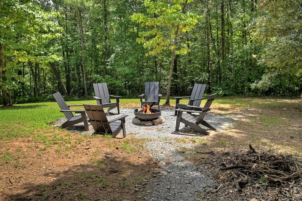 201 Parker Ridge Property Photo 5