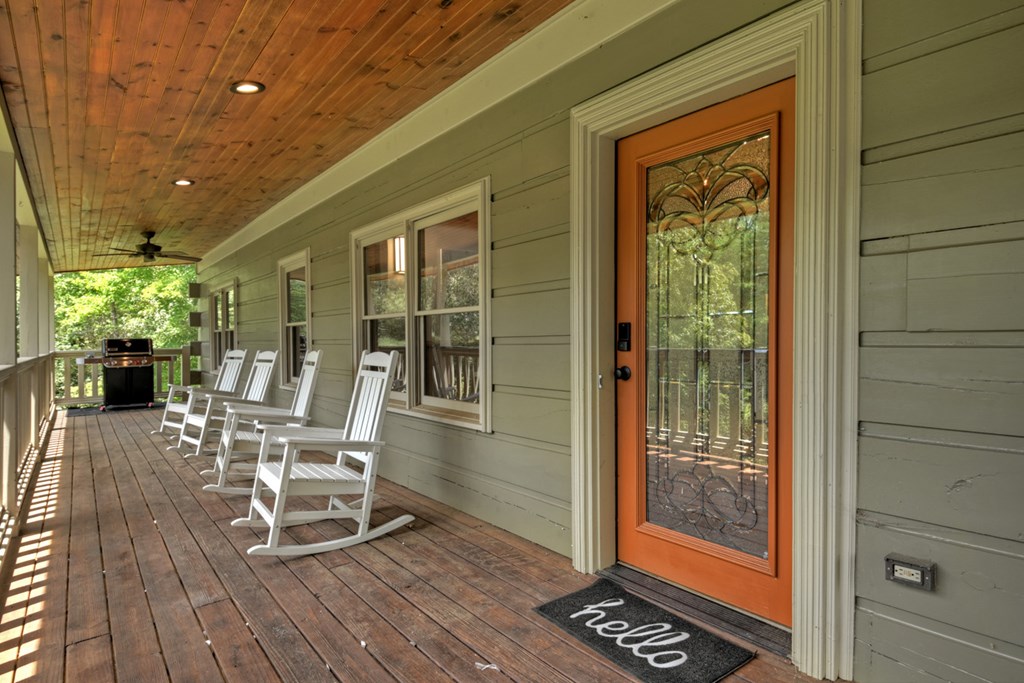 201 Parker Ridge Property Photo 6