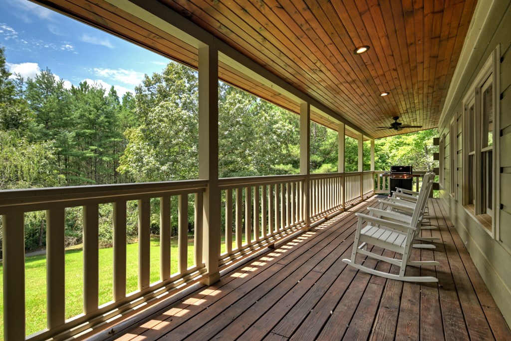 201 Parker Ridge Property Photo 7