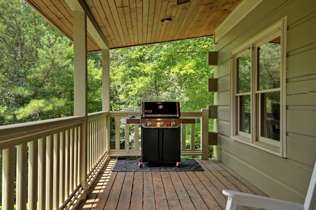 201 Parker Ridge Property Photo 9